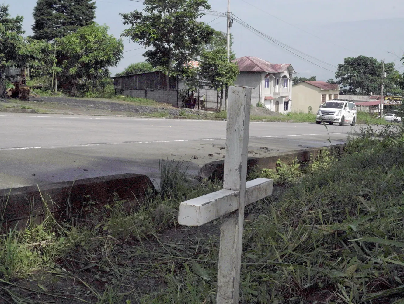 Cruz en el carretero 6